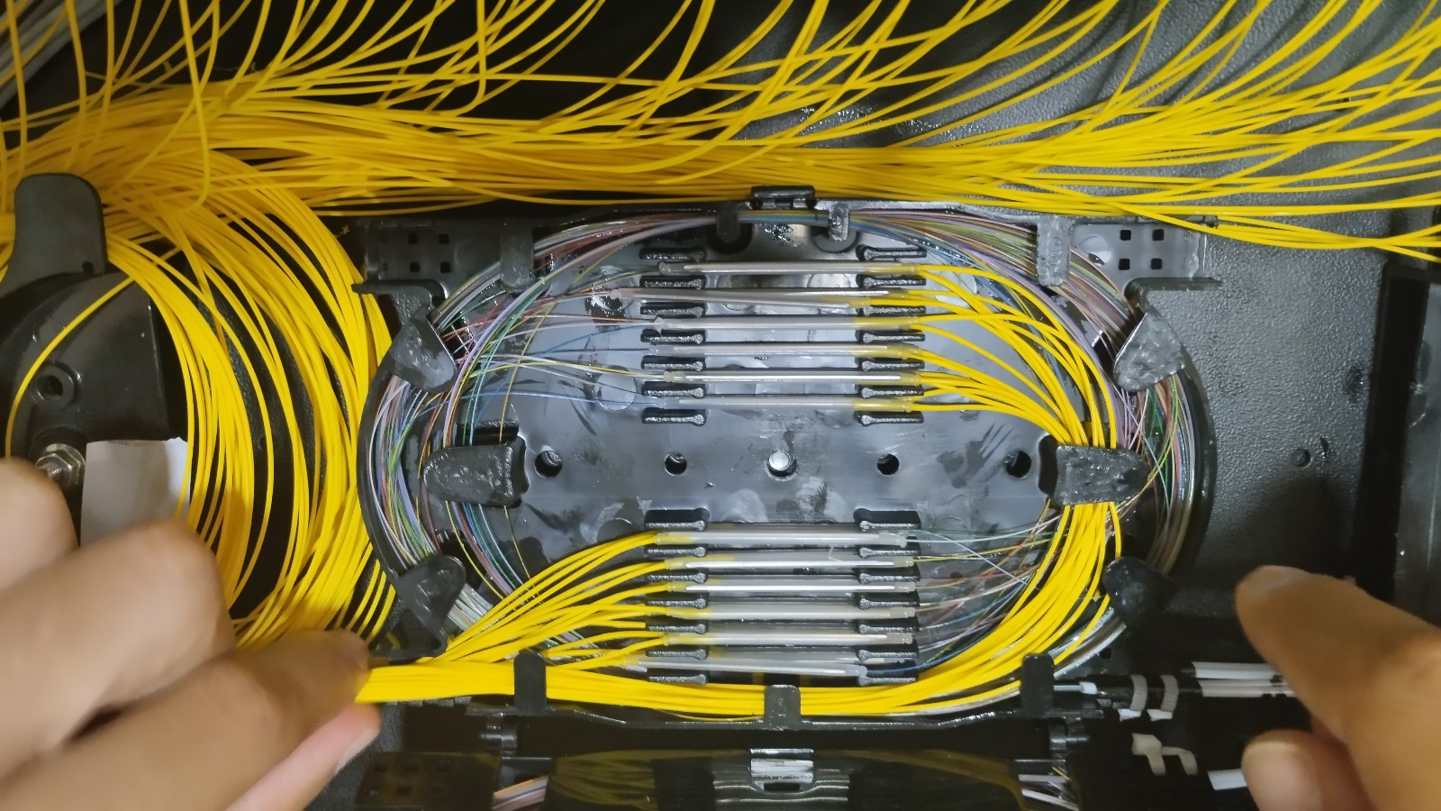 ¿Cómo realizo un buen mantenimiento a mi fibra óptica?